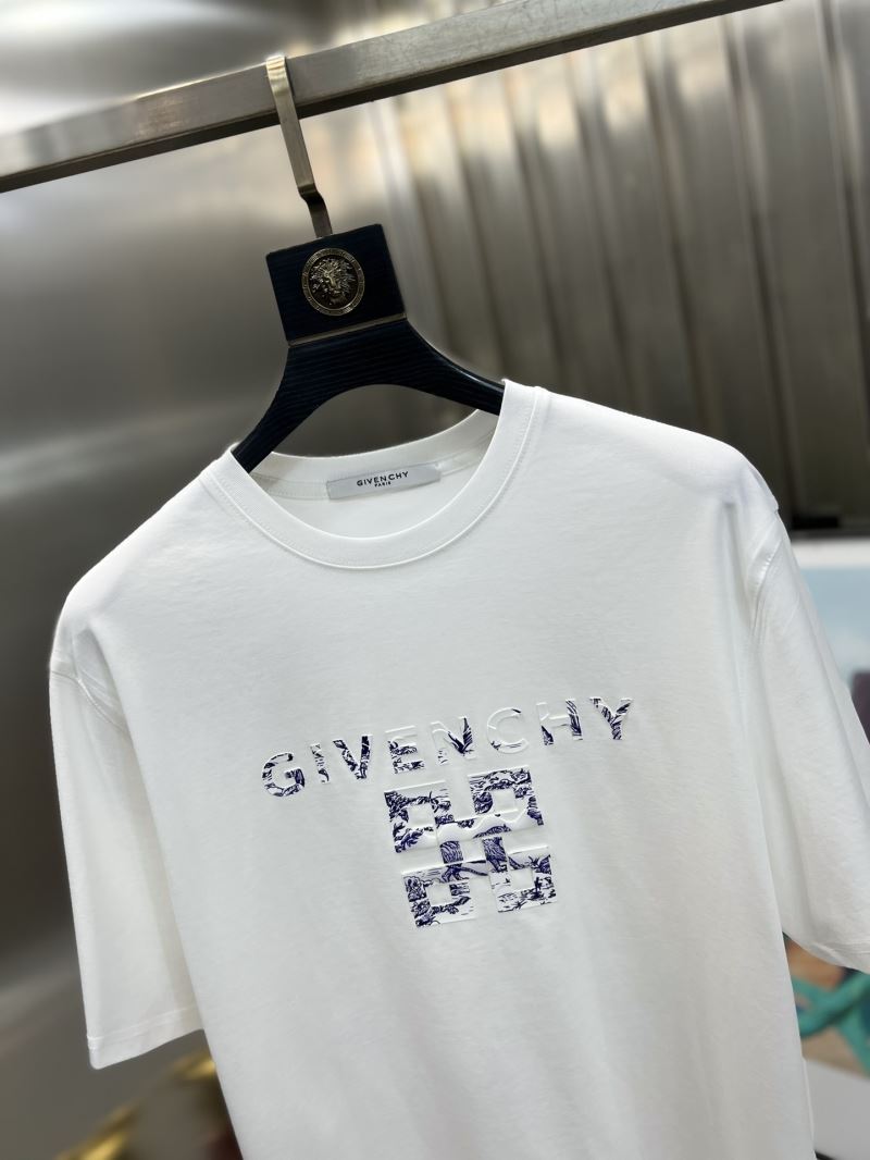 Givenchy T-Shirts